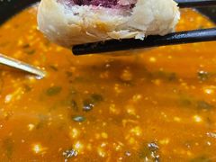 云南现烤鲜花饼-香巴拉云南餐厅(华莱坞店)