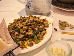-嗨辣小聚·盘锦河蟹·海鲜烧烤龙虾(盘锦十年好店)