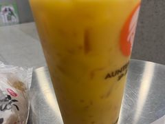 -沪上阿姨·精选茶饮(融创公馆店)