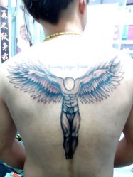 -九纹龙纹身馆