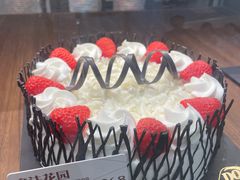 -DQ·蛋糕·冰淇淋(龙湖狮山天街店)