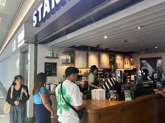 -星巴克(香港国际机场44号闸店)