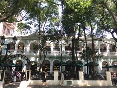 -星巴克臻选(广州沙面店)