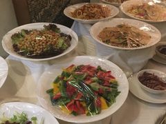 -广州塔卢特斯法国旋转餐厅