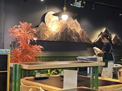 -鹿鸣山草本茶香火锅(园西路店)