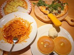 -菲滋意式餐厅(海宁银泰城店)