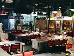 -马路牙子烧烤音乐酒馆(望京店)