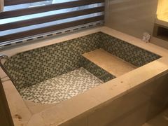 -兴芮温泉度假区