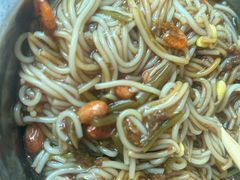 -灵山卢梅燕粉店