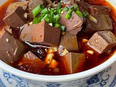 -炉小二铜锅牛蛙•川湘菜(三里屯店)
