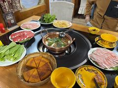 -银同牦牛肉火锅