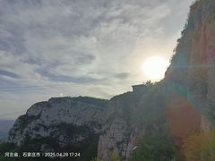 -抱犊寨风景区