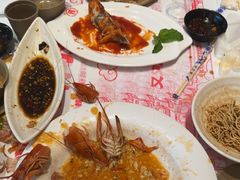 -肥肥虾庄·金牌油焖大虾(汉口城市广场店)