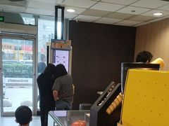 -麦当劳(湖光北街店)