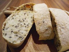 黑芝麻恰巴塔-面包与我Bread Or Me(长城汇店)