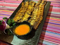 -香巴拉云南餐厅(华莱坞店)