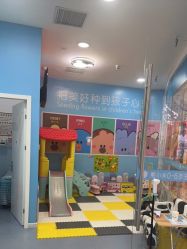 -熊小米专业儿童游泳馆