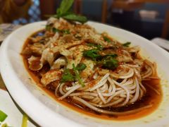 米线鲈鱼-山茶云南菜(中关村店)