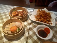 -新大咀港式茶餐厅(宝山万达店)