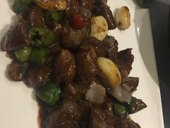 -胡桃里音乐餐厅(陶溪川店)(川湘赣菜·世界百大酒庄直供红酒·音乐表演)