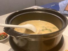 -港丽餐厅(高德置地店)