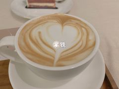 -法桐蛋糕·手作面包(万达公馆店)