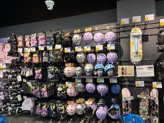 -迪卡侬(西三旗店)