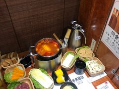 -独食火锅·半米屋台(直营总店)
