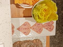 -三人行骨头王火锅(长寿店)