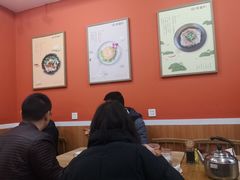 大堂-左左香老潼关肉夹馍(龙山一路店)