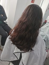 -LILI·HAIR SALON理理造型