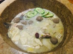 -滇香肴·云南菜蒸汽石锅鱼(云南北路店)
