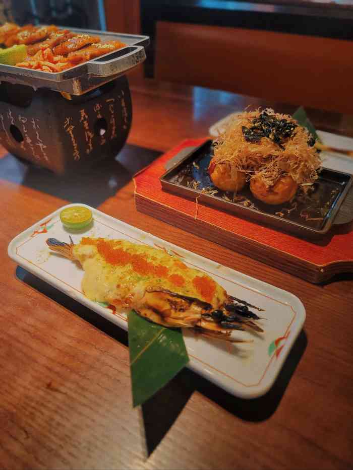 木村屋·金牌日料(九龙仓店)-"[薄荷]环境:面积比较小,所以位置也比较