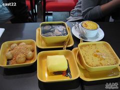 芒果布丁，杨枝甘露等-满记甜品(王府井北京市百货大楼店)