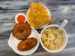 广府牛脷酥-竹园竹升面(西关总店)