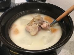 火腿泡皮炖萝卜-半山腰·云南菜(侨福芳草地店)