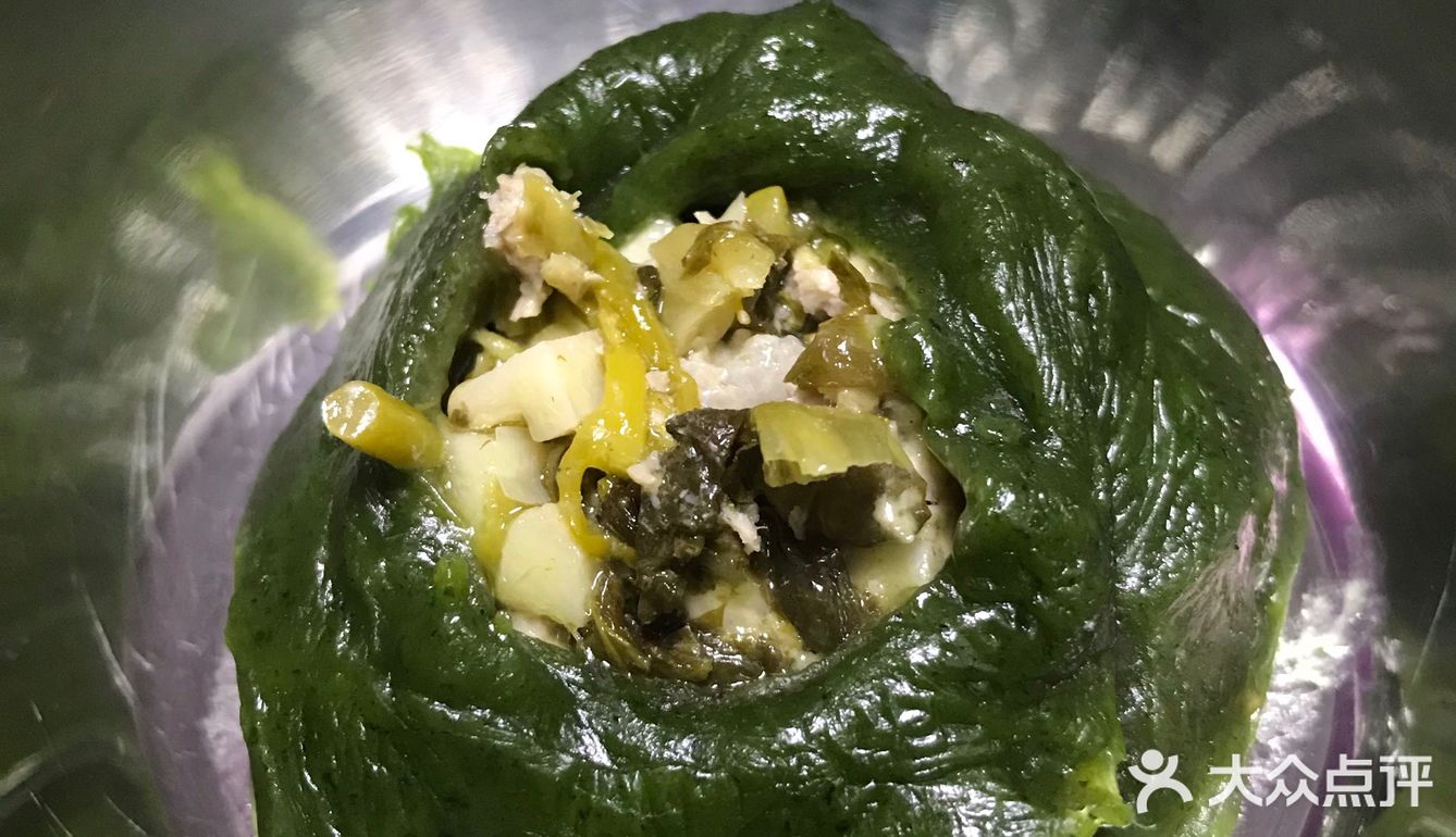 妈妈牌手作青团  咸菜笋丁肉青团应该是杭嘉湖这边特有