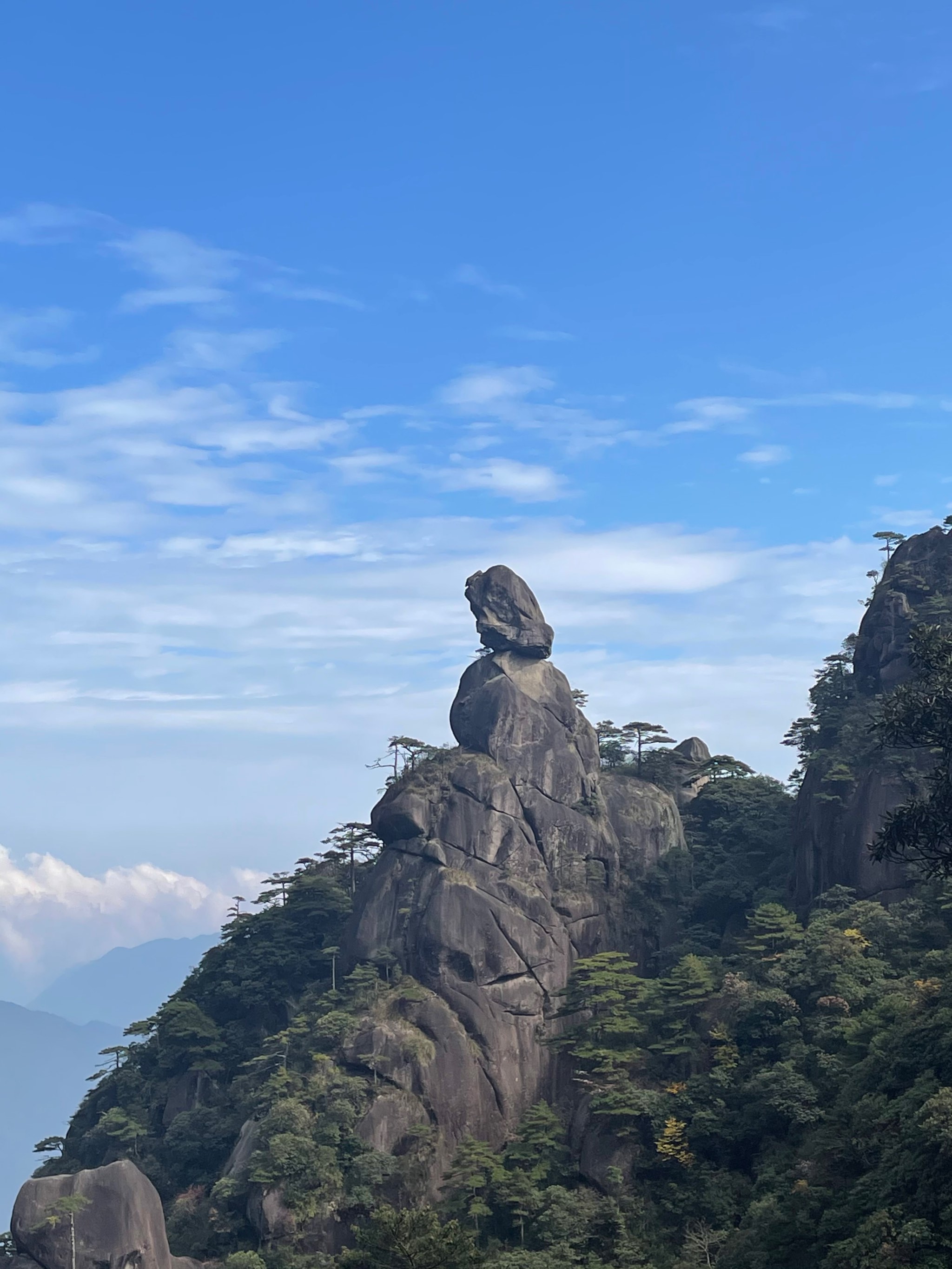 三清山大地之母图片