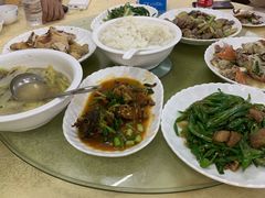 -湘里湘亲饭店(闸坡店)