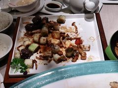 -尚一汤·粤菜海鲜(环球港店)