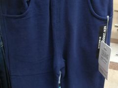 -永旺黄岛购物中心