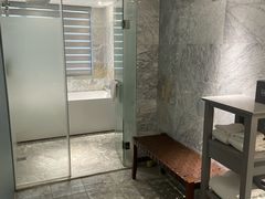 -珠海拱北口岸智选假日酒店