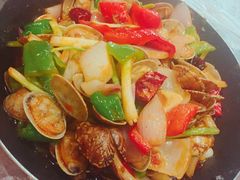 -巴厘龙虾·榜首油焖大虾(音乐学院·沿江酒馆店)