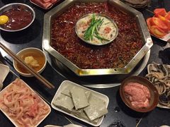 -邓莽子老火锅(中兴路总店)