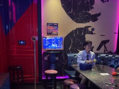 -UK派对KTV(日月广场店)
