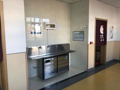 -崂山区第二实验小学