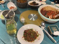 -呷湘厨·鱼汤捞饭·剁椒鱼头·辣椒炒肉(国家会展中心店)