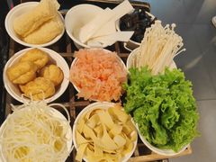 -火凤祥鲜货火锅·清真食品(宁夏总店)