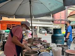 -榮泰米粉湯(Left Shop)