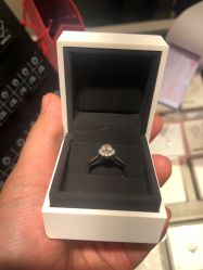 -周大福CHOW TAI FOOK(欧亚卖场店)